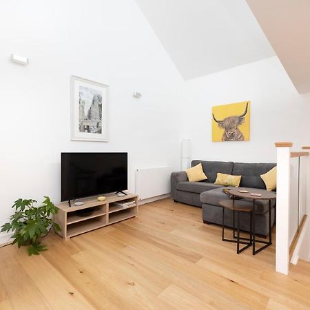 Edinburgh Modern 3-Storey 3-Bedroom City Apartment 외부 사진