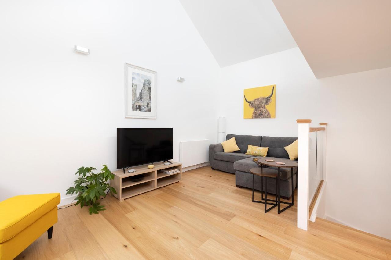 Edinburgh Modern 3-Storey 3-Bedroom City Apartment 외부 사진